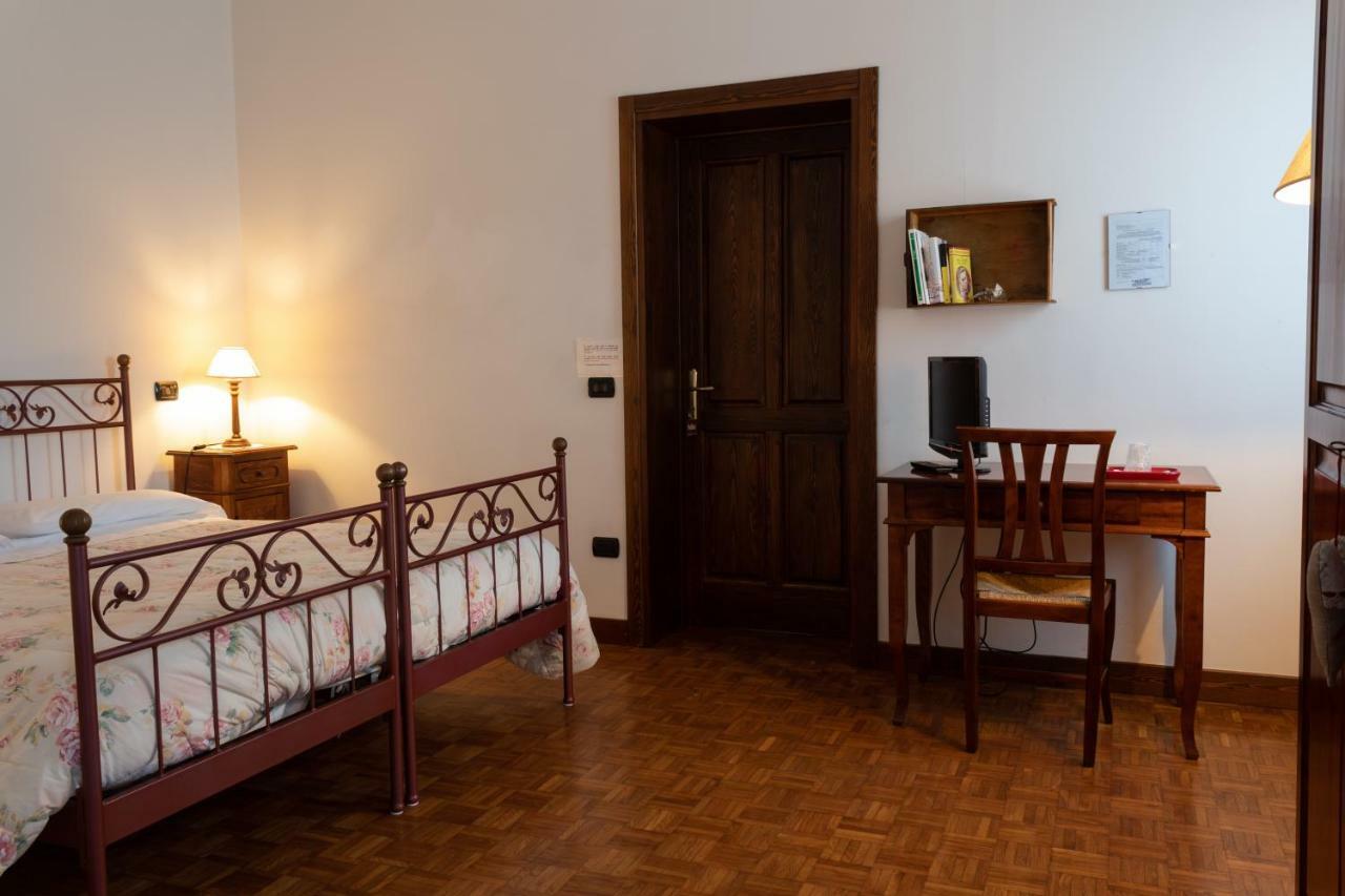 Agriturismo Ca Rossa Pegognaga ภายนอก รูปภาพ