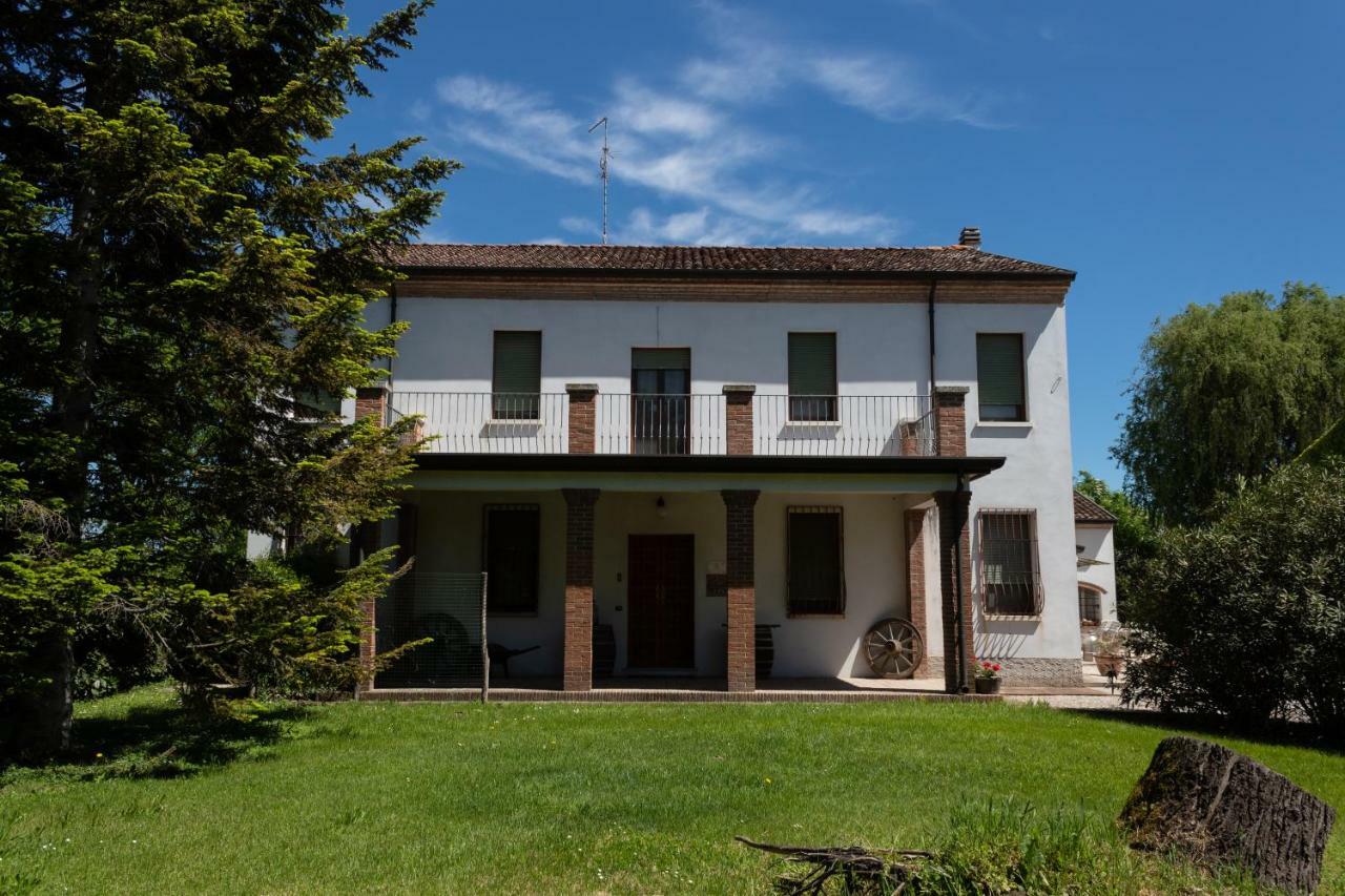 Agriturismo Ca Rossa Pegognaga ภายนอก รูปภาพ